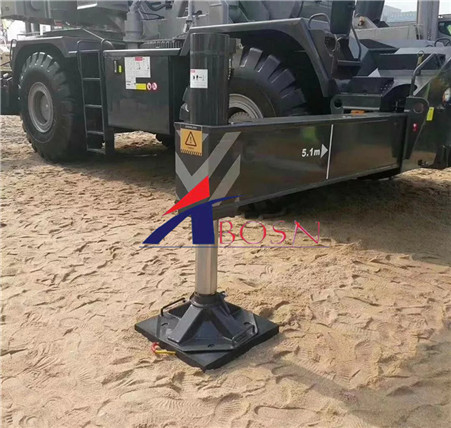 汽车吊支腿垫板有效预防车辆侧翻