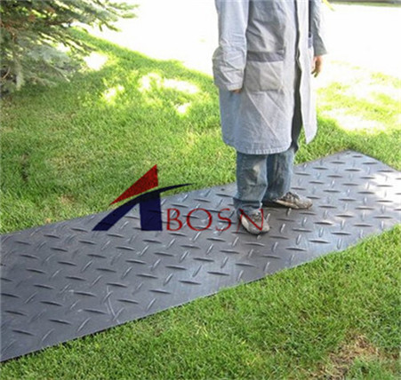 草坪保护垫用于草坪保护和树木加固护理