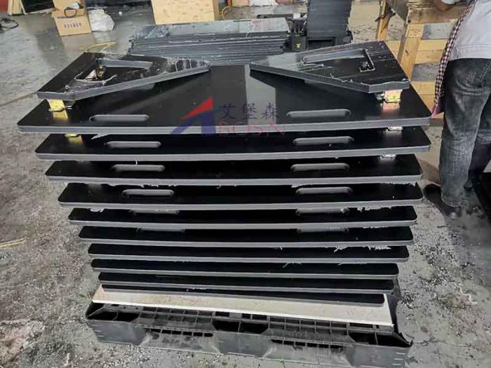 足球回弹板100套出货（按尺寸加工）