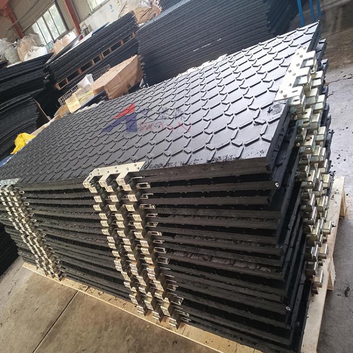 环保经济型聚乙烯铺路垫板---临时路面施工