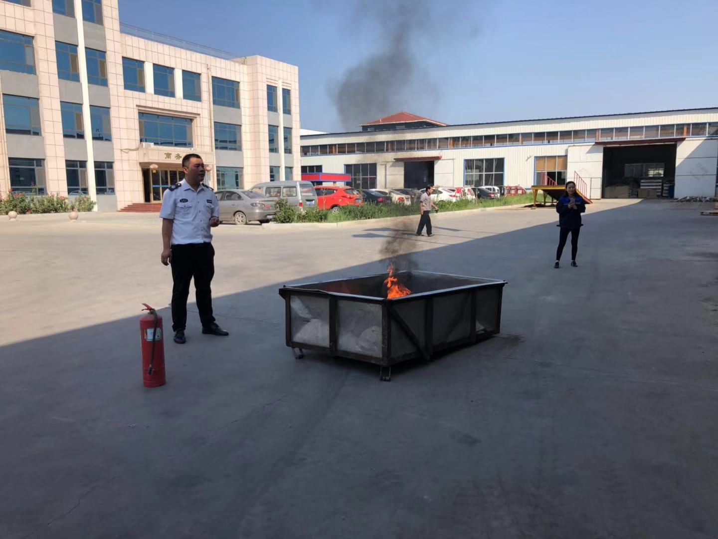 超高分子量聚乙烯板工厂消防演习