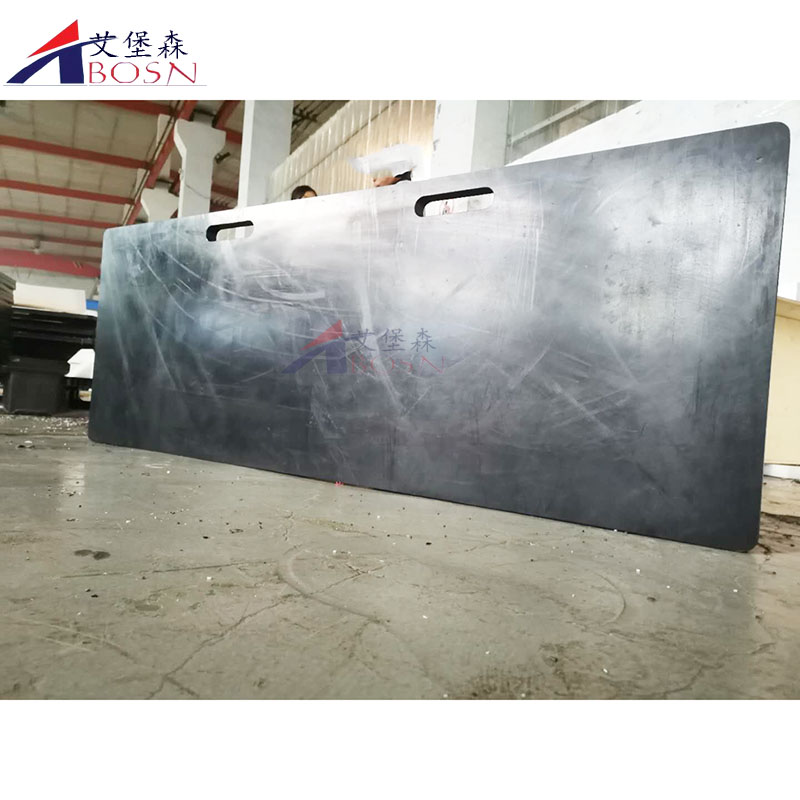 足球反弹训练板